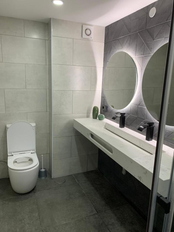2 Bedroom Apartament