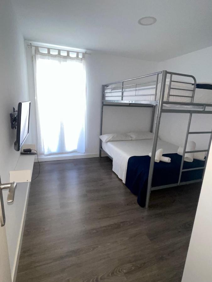 2 Bedroom